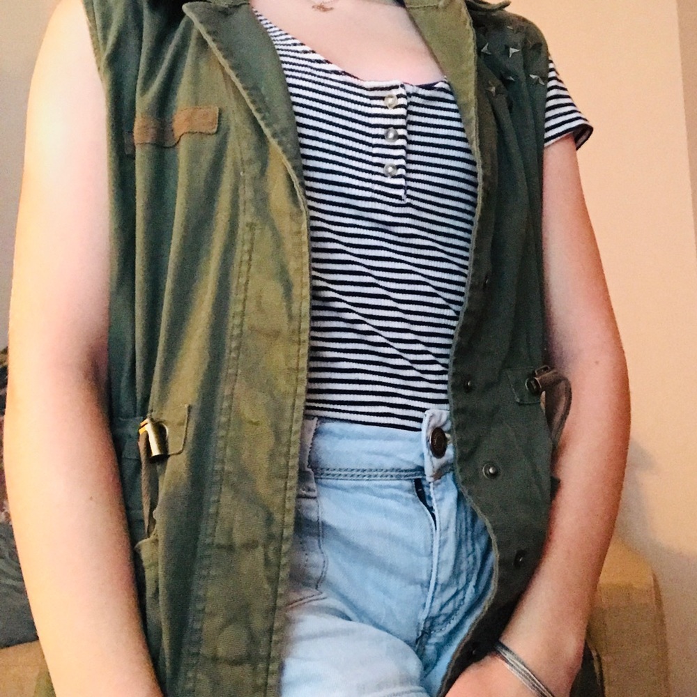 Army green vest